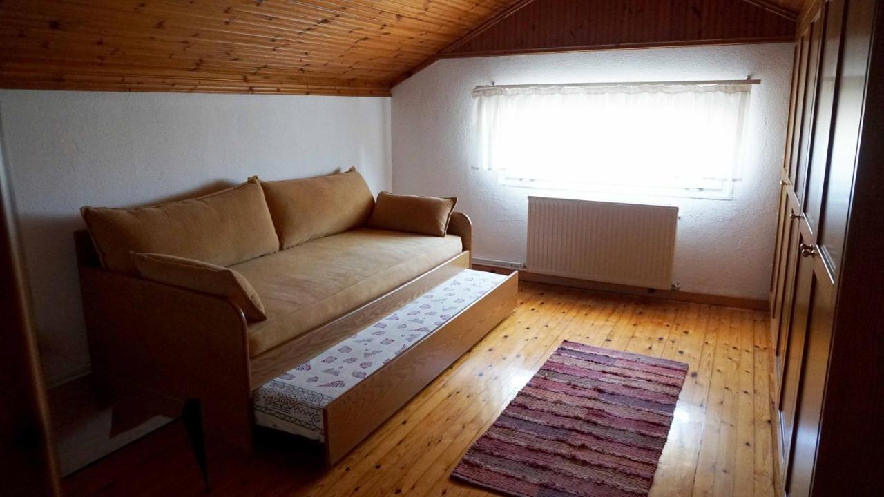 Villa Karras Vrasná Exterior foto